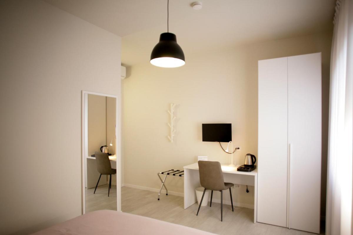 Brogliano Melograno Rooms B&B מראה חיצוני תמונה